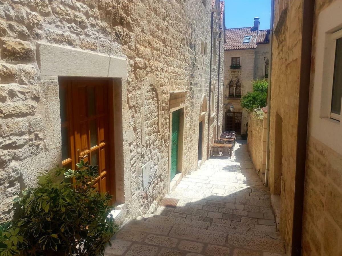 Apartment Luxor Hvar - Main Square Hvar Town